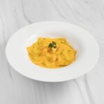 Ravioli Con Gamberi in Crema Allo Zafferano